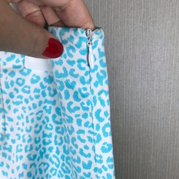 Leopard Print Womens Pants Size 10 Cotton & Lycra Blend with Side Zipper - Picture 2 of 8